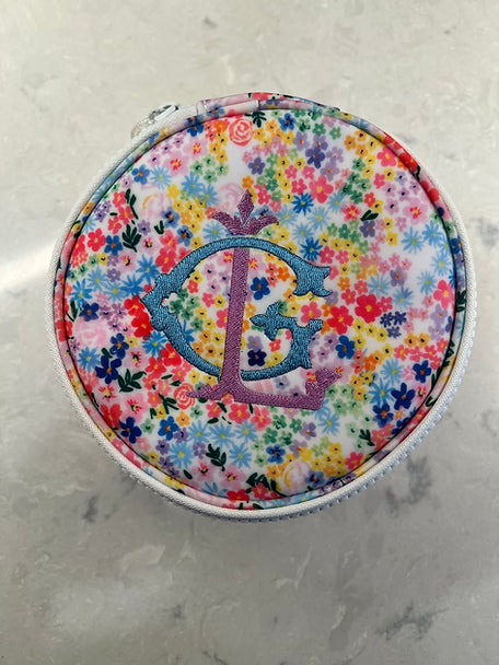 Round Up Jewlery Case